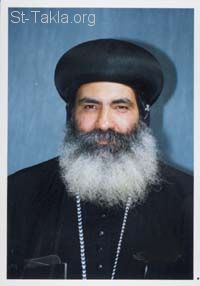 St-Takla.org Image: His Grace Bishop Benyamin, Bishop od Menoufeyya, Egypt - Photo by: Emad Nasry     :       ɡ  - :  