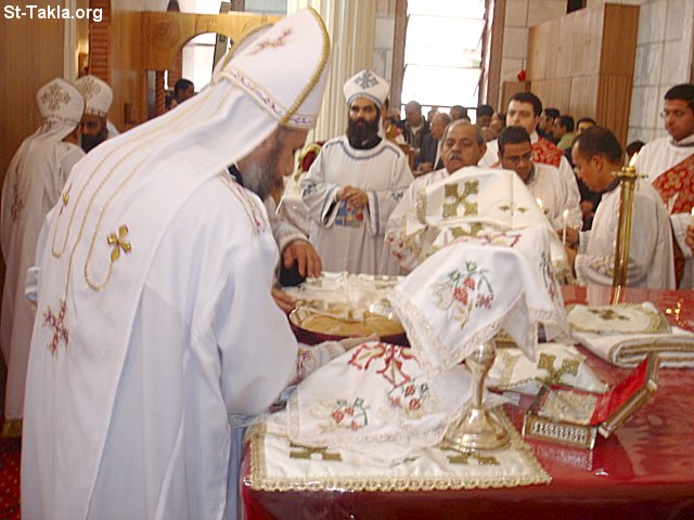 St-Takla.org Image: Coptic Orthodox Priests of St. Takla Haimanot Church, Alex, March 2007     :    ء     ɡ  2007
