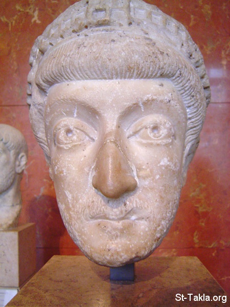 St-Takla.org Image: Emperor Theodosius II     :   